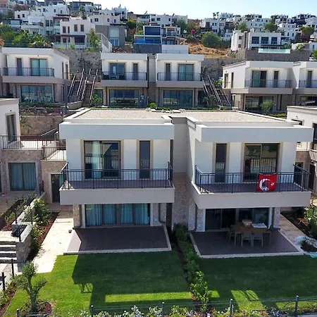 Rhapsody Villa *